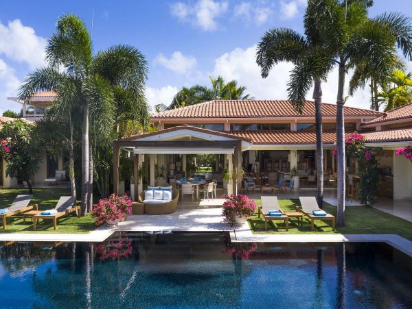 Antigua Barbuda Home 1001437