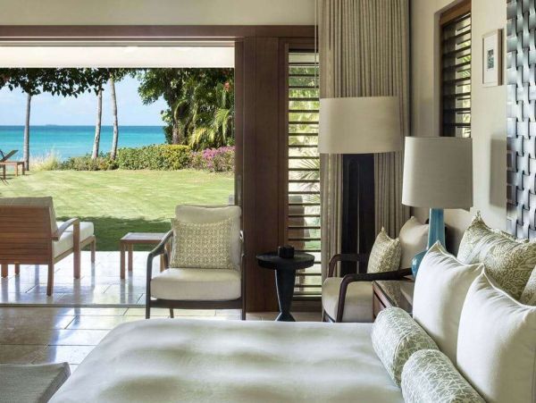 Antigua Barbuda Home 1001437