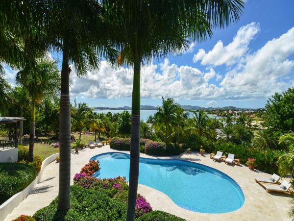 Antigua Barbuda Home 1001439