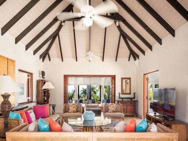 Antigua Barbuda Home 1001439