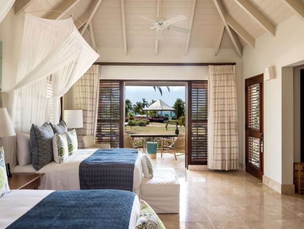 Antigua Barbuda Home 1001439