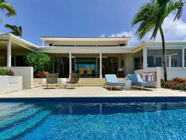 Antigua Barbuda Home 1001440