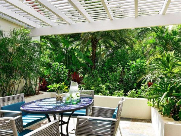 Antigua Barbuda Home 1001440