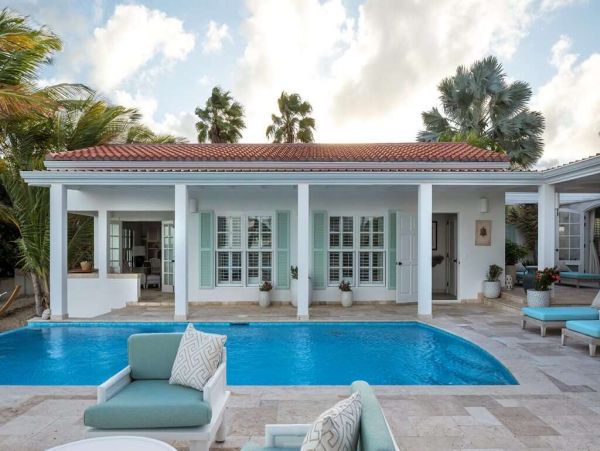 Antigua Barbuda Home 1001442