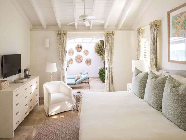 Antigua Barbuda Home 1001442