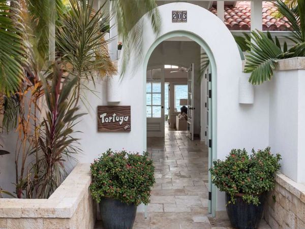 Antigua Barbuda Home 1001442