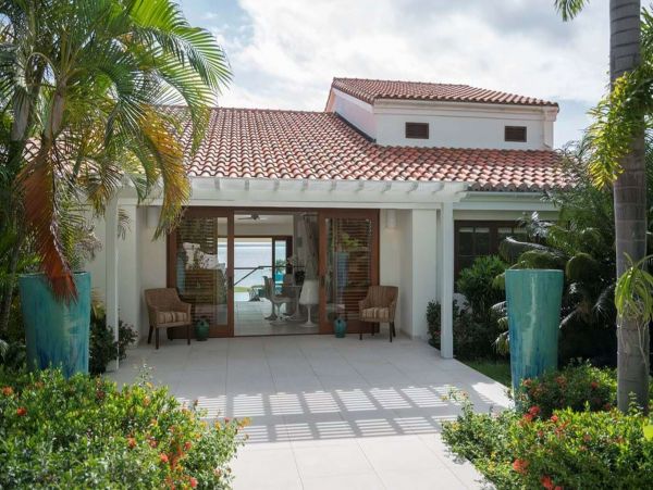 Antigua Barbuda Home 1001443