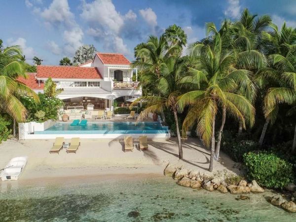 Antigua Barbuda Home 1001444