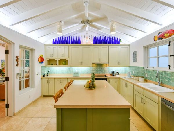 Antigua Barbuda Home 1001444