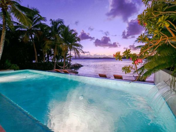Antigua Barbuda Home 1001444