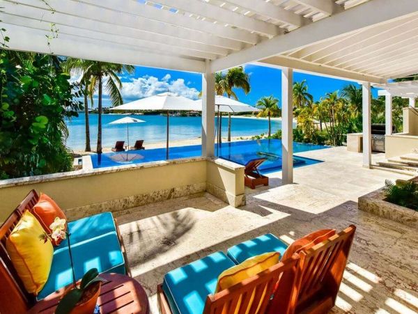 Antigua Barbuda Home 1001447