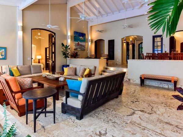 Antigua Barbuda Home 1001447