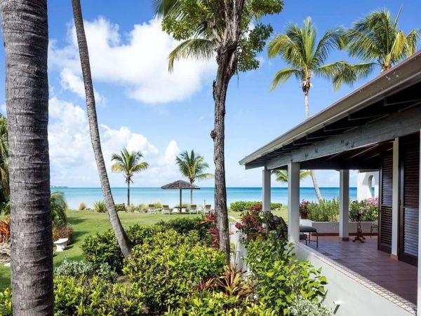 Antigua Barbuda Home 1001451