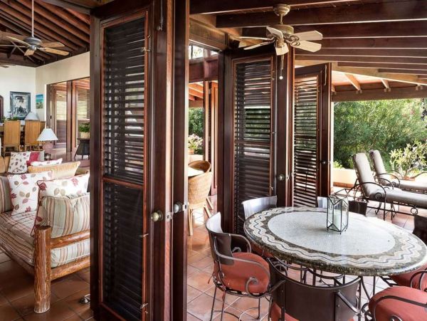 Antigua Barbuda Home 1001451