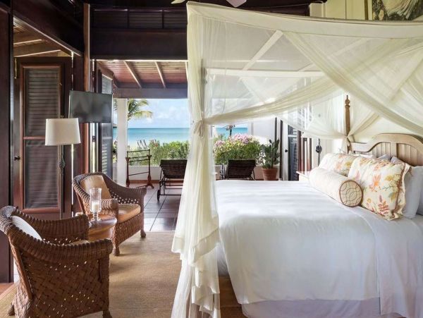 Antigua Barbuda Home 1001451