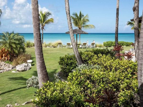 Antigua Barbuda Home 1001451