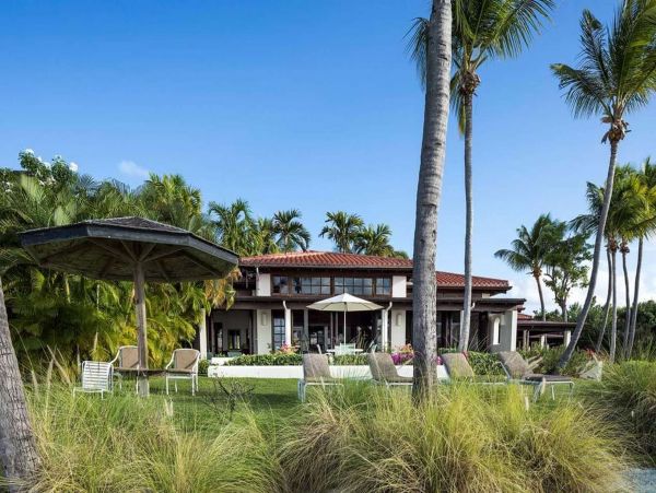Antigua Barbuda Home 1001452
