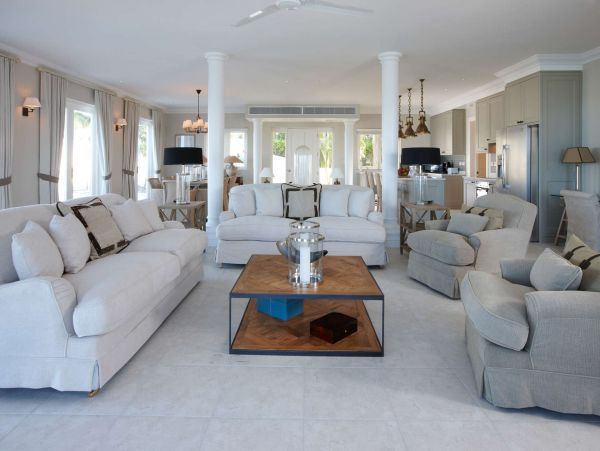 Antigua Barbuda Home 1001456