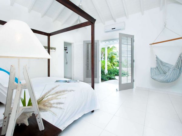 Antigua Barbuda Home 1001457