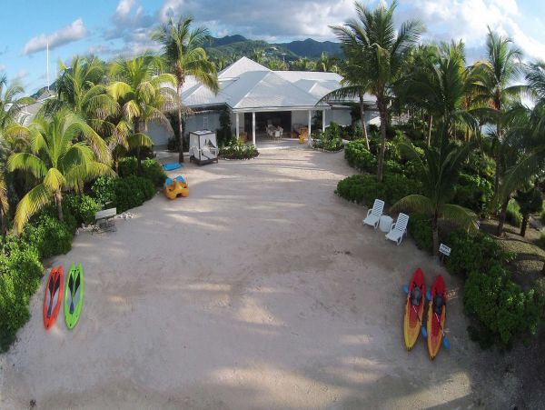Antigua Barbuda Home 1001457