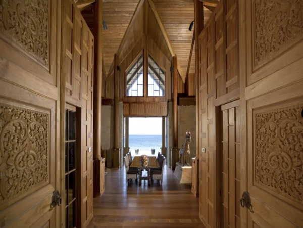 One of the Worlds Most Exclusive Beach HOmes