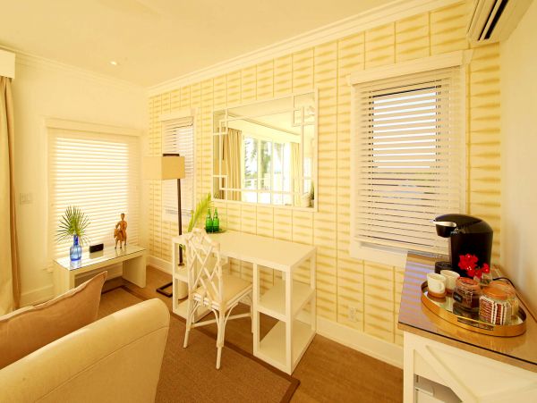 Bahamas Home 1001471