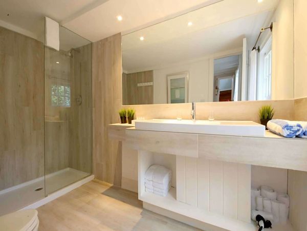 Bahamas Home 1001480
