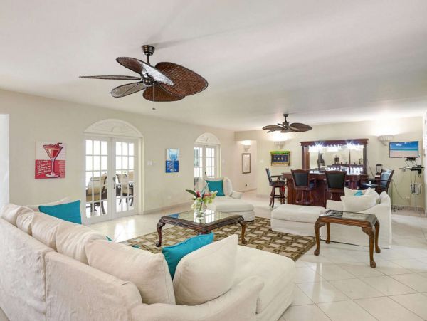 Luxury Nine Bedroom Vacation Villa  with Pool