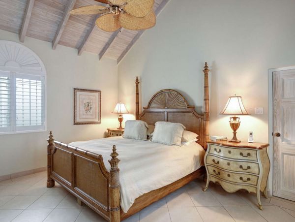 Luxury Nine Bedroom Vacation Villa  with Pool