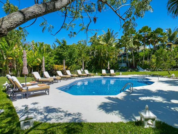 Luxury Nine Bedroom Vacation Villa  with Pool