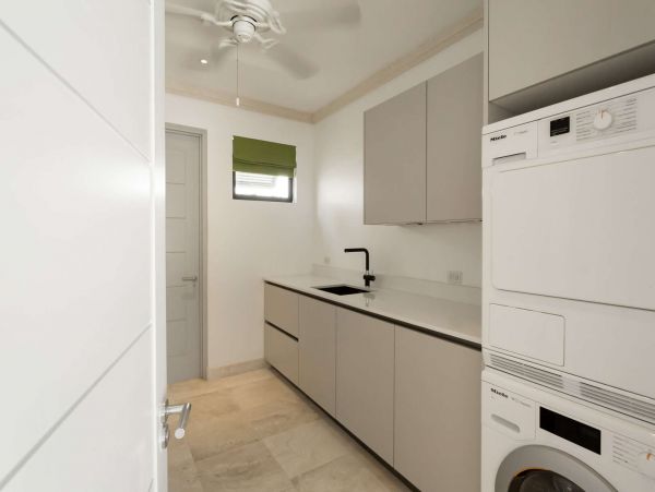 Barbados Home 1001496