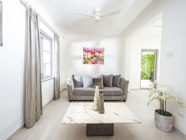 Barbados Home 1001530