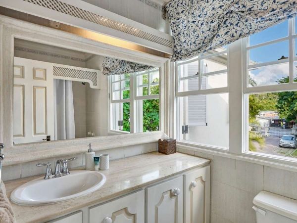 Barbados Home 1001544