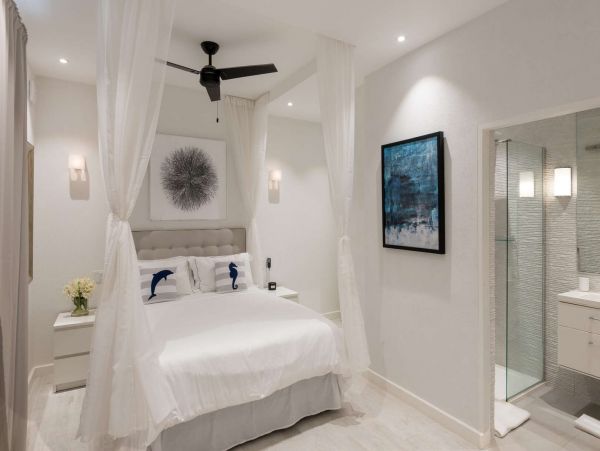 Luxury Beachfront with 5 Bedrooms in Barbados