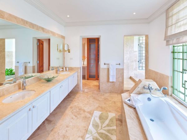 Barbados Home 1001566