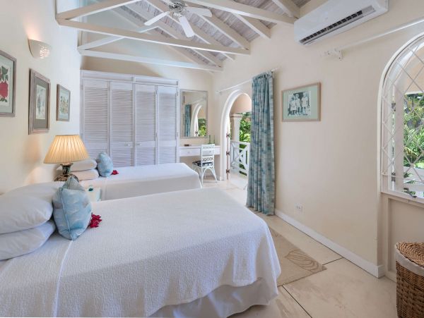 Barbados Home 1001575