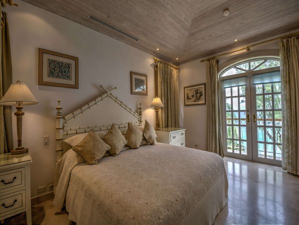 Barbados Home 1001579