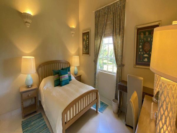 Barbados Home 1001582
