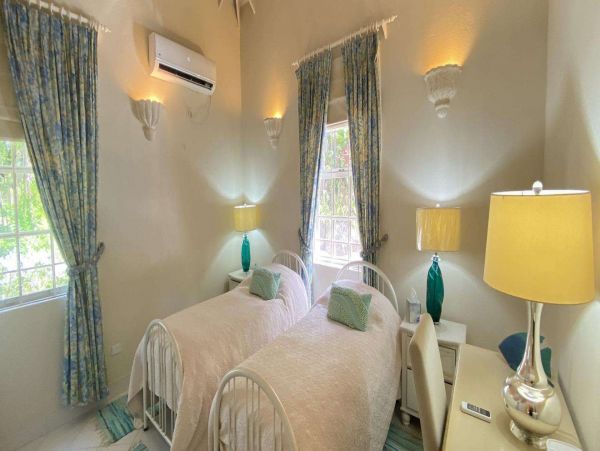 Barbados Home 1001582