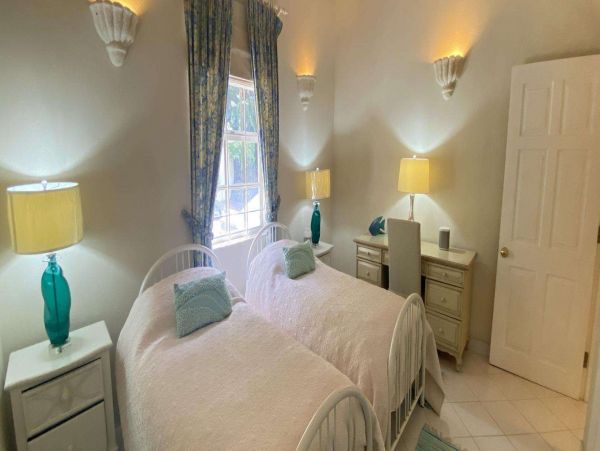 Barbados Home 1001582