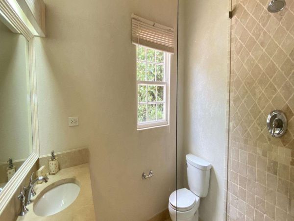Barbados Home 1001582
