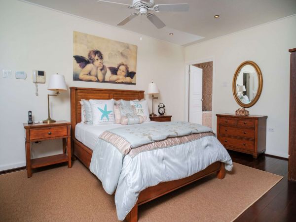 Barbados Home 1001585