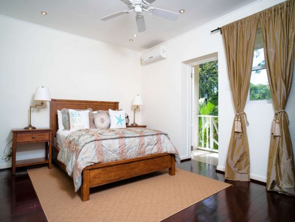 Barbados Home 1001585