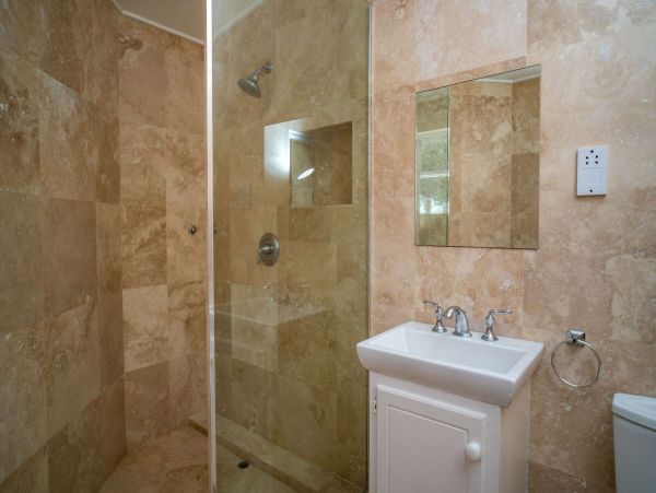 Barbados Home 1001585