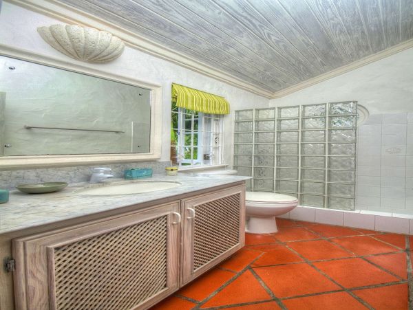 Barbados Home 1001597