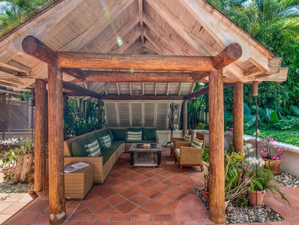 Barbados Home 1001619