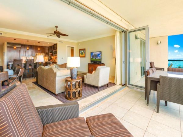 A Stunning Three Bedroom Lahaina Vacation Getaway Sleeps 8