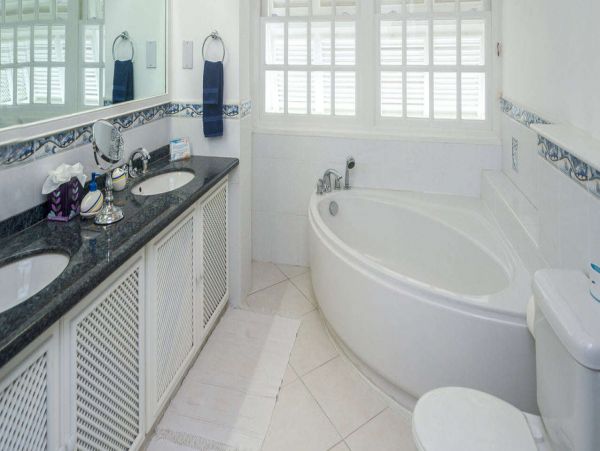Barbados Home 1001635