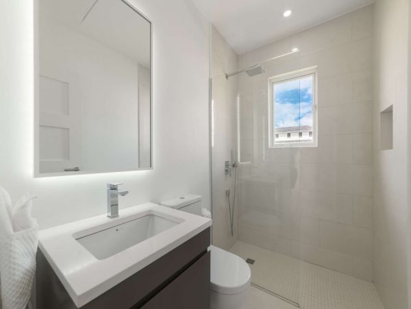 Barbados Home 1001636