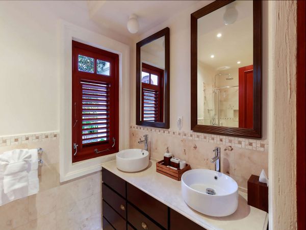 Barbados Home 1001639
